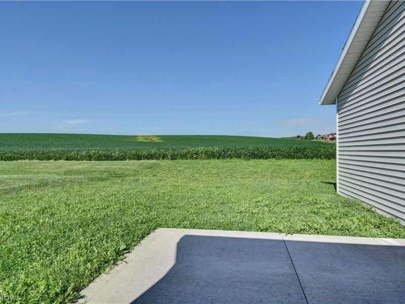 586 Keim Drive NW, Strasburg, OH 44680 Photo 20