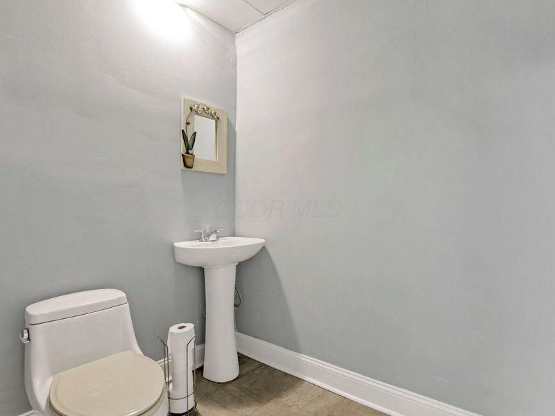 1214 E Main Street, Unit 1214, Columbus, OH 43205 Photo 9