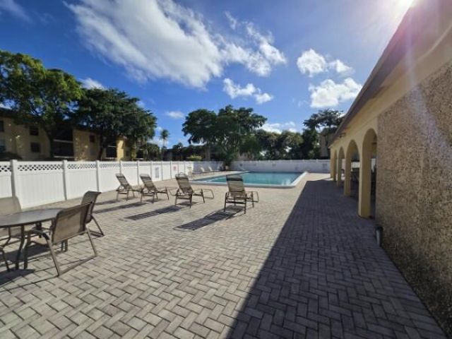 490 NW 20th Street, Unit 2110, Boca Raton, FL 33431 Photo