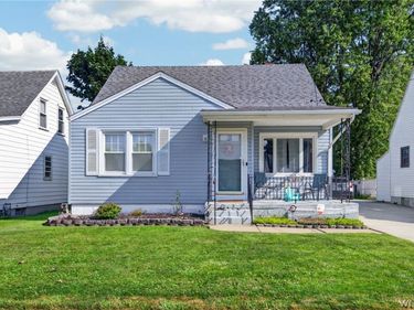 8306 Pershing Avenue, Niagara Falls, NY 14304