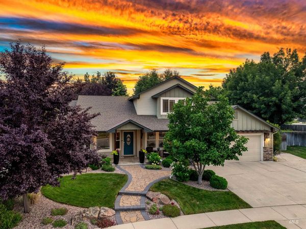 5399 N Steamboat Way, Boise, ID 83713