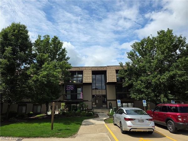 9630 Cove Drive , North Royalton, OH 44133