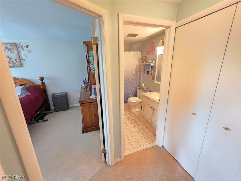9630 Cove Drive, North Royalton, OH 44133 Photo 10