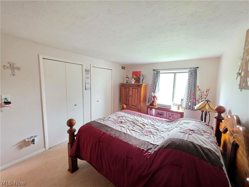 9630 Cove Drive, North Royalton, OH 44133 Photo 12
