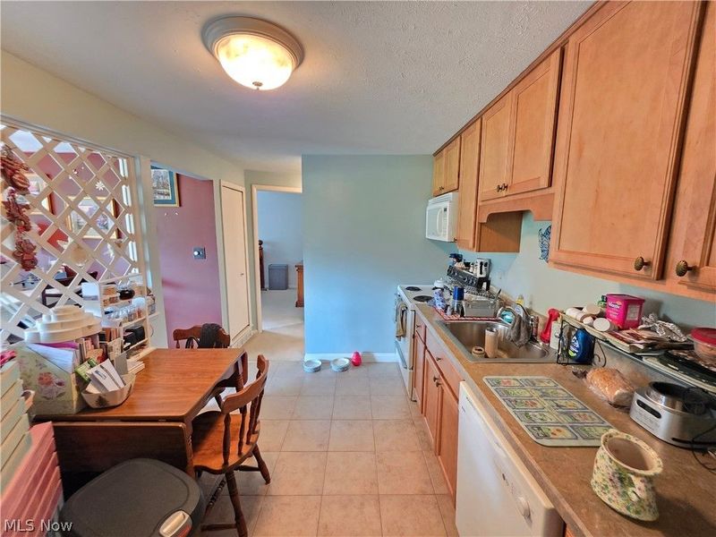 9630 Cove Drive, North Royalton, OH 44133 Photo 8