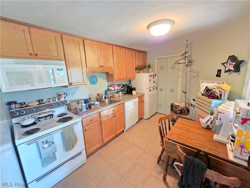 9630 Cove Drive, North Royalton, OH 44133 Photo 9