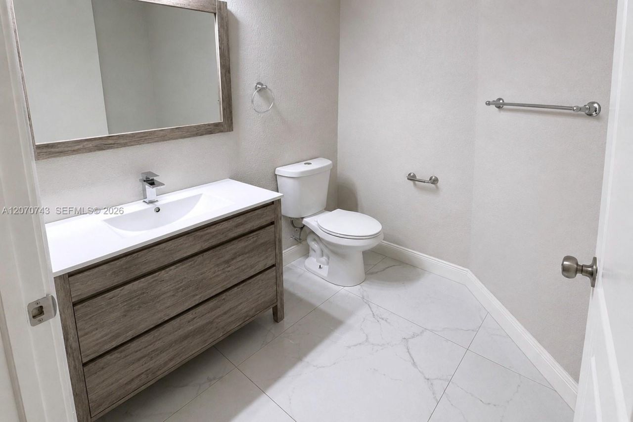 223 SW 159th Way, Sunrise, FL 33326 Photo