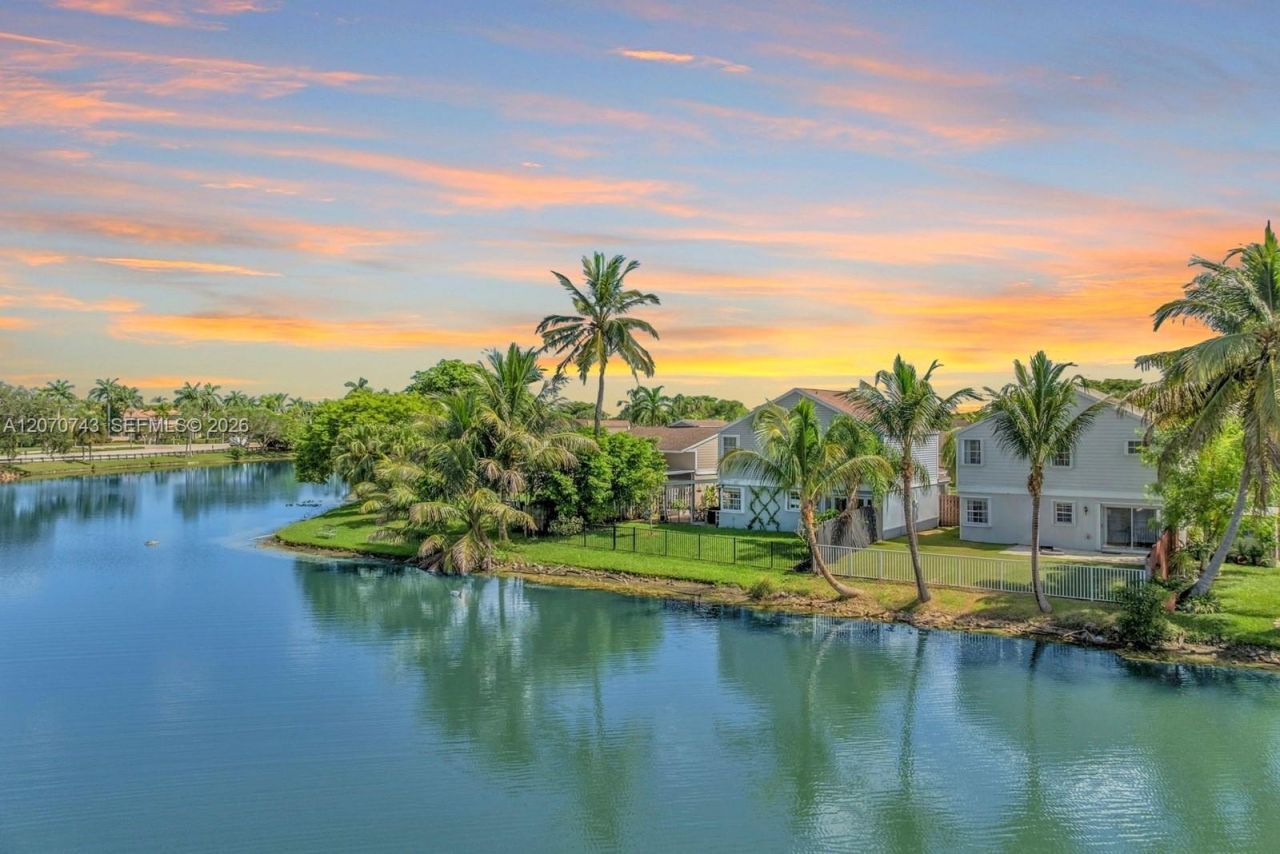 223 SW 159th Way, Sunrise, FL 33326 Photo