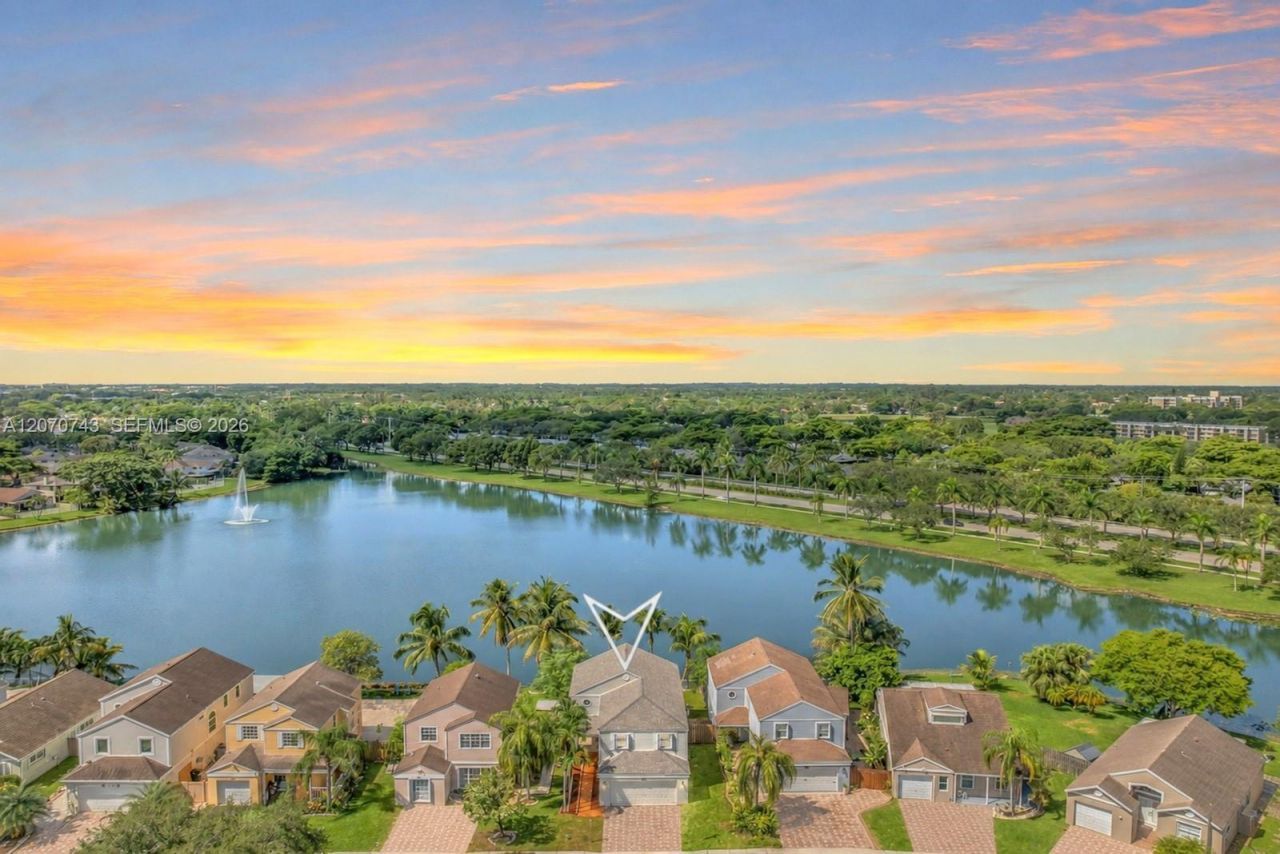 223 SW 159th Way, Sunrise, FL 33326 Photo