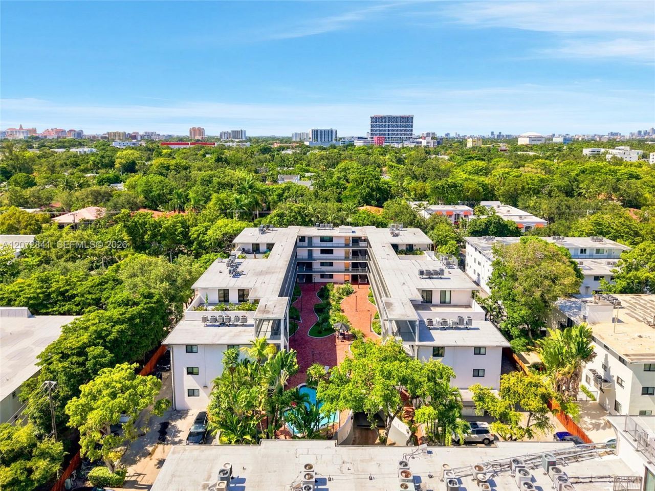 2930 Day Ave , Unit N104, Miami, FL 33133 Photo
