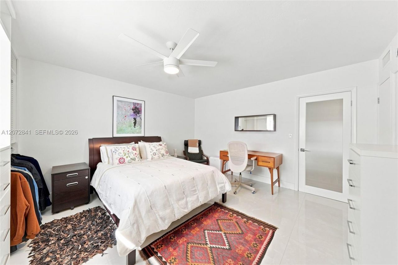 2930 Day Ave , Unit N104, Miami, FL 33133 Photo