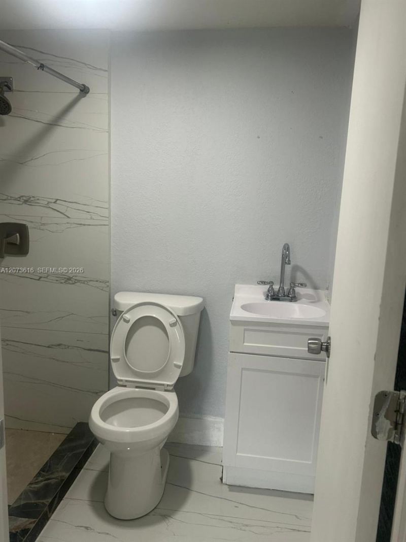 2500 NW 91st St , Miami, FL 33147 Photo