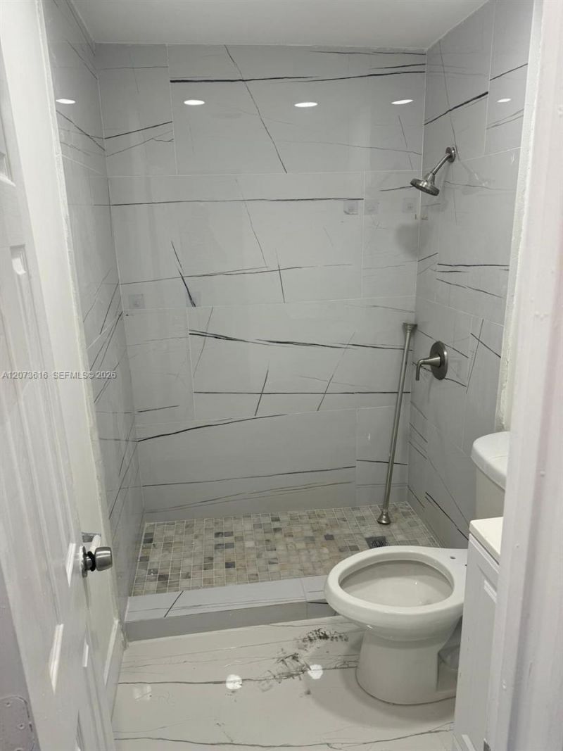 2500 NW 91st St , Miami, FL 33147 Photo