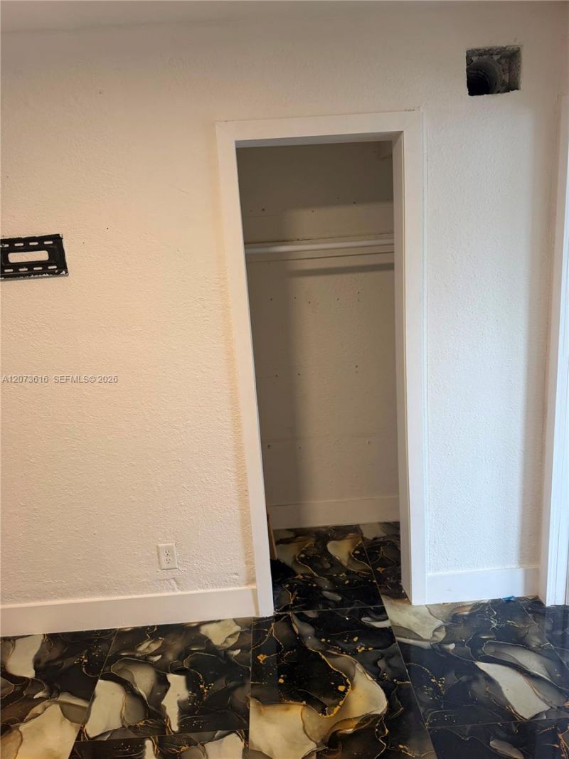 2500 NW 91st St , Miami, FL 33147 Photo