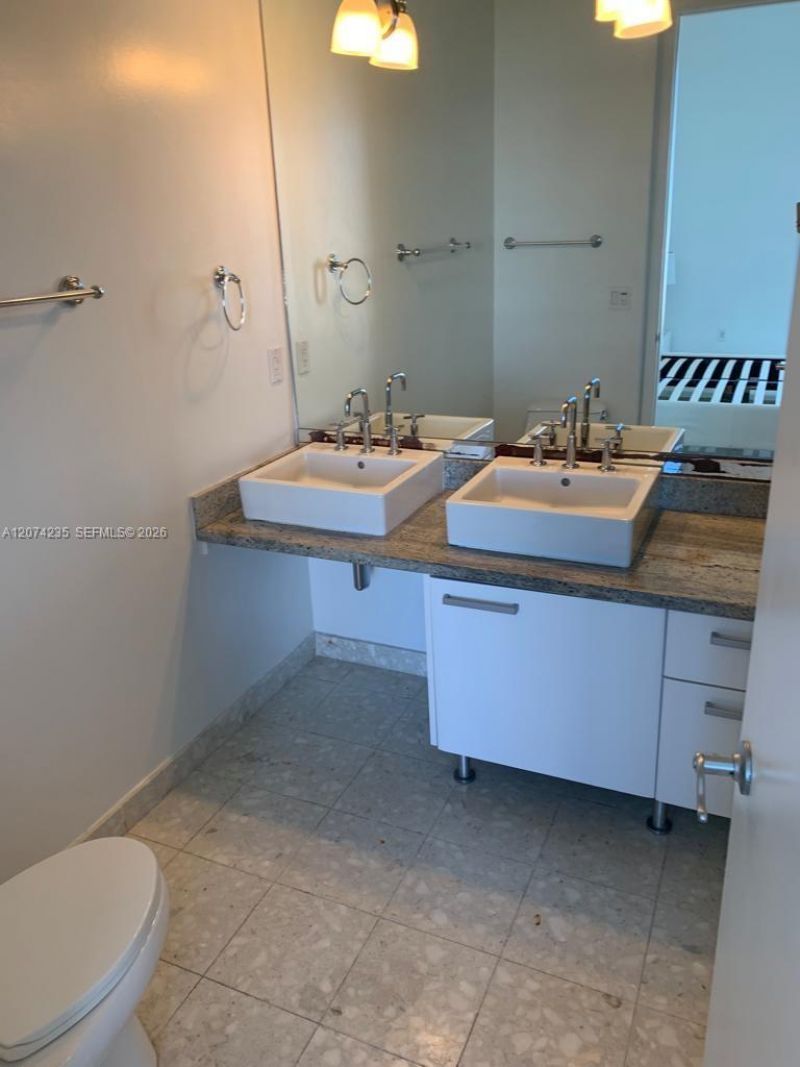 185 SW 7th St, Unit 4303, Miami, FL 33130 Photo