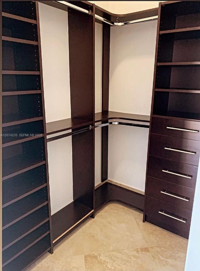 185 SW 7th St, Unit 4303, Miami, FL 33130 Photo