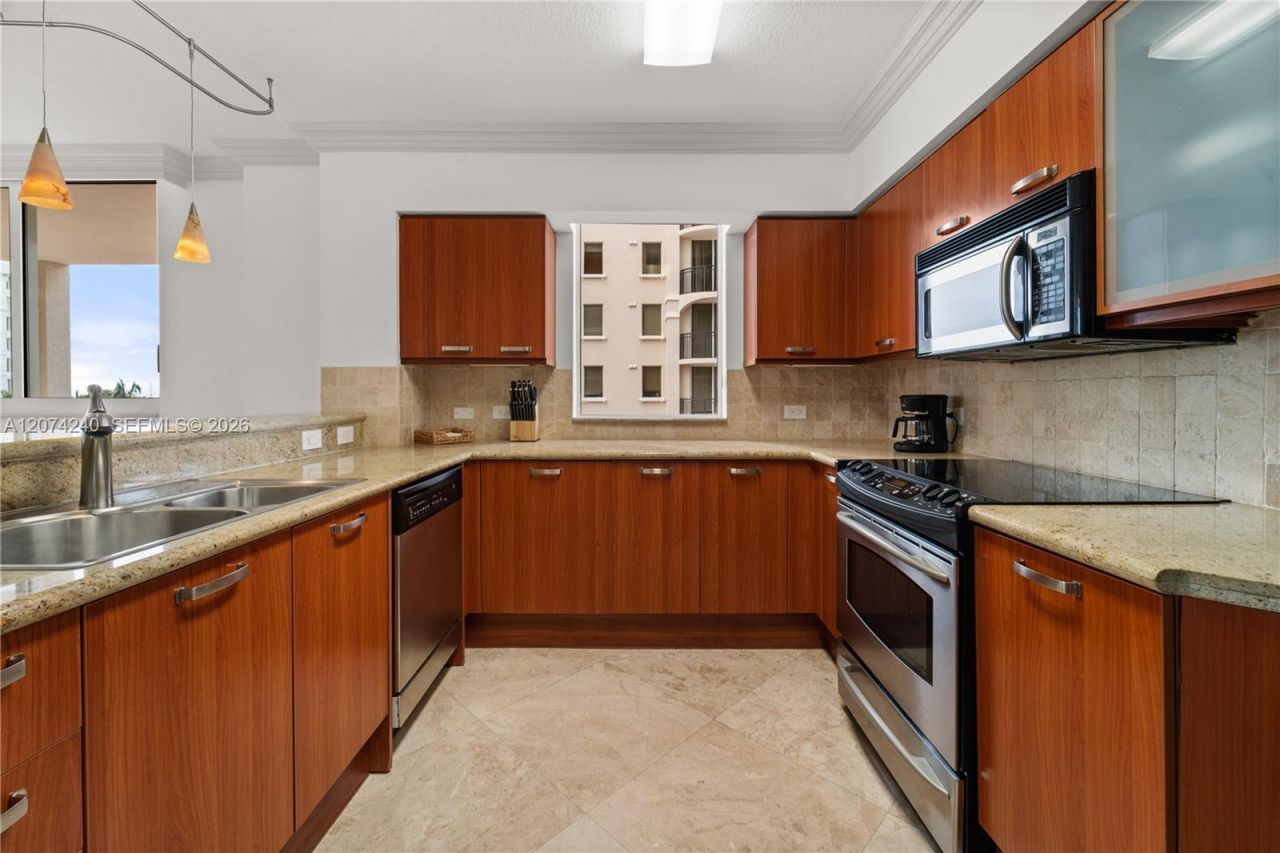 2011 N Ocean Blvd , Unit 401, Fort Lauderdale, FL 33305 Photo