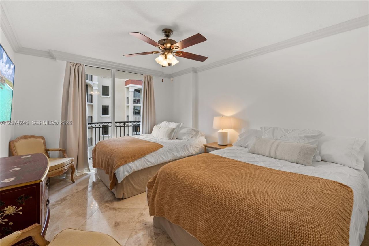 2011 N Ocean Blvd , Unit 401, Fort Lauderdale, FL 33305 Photo