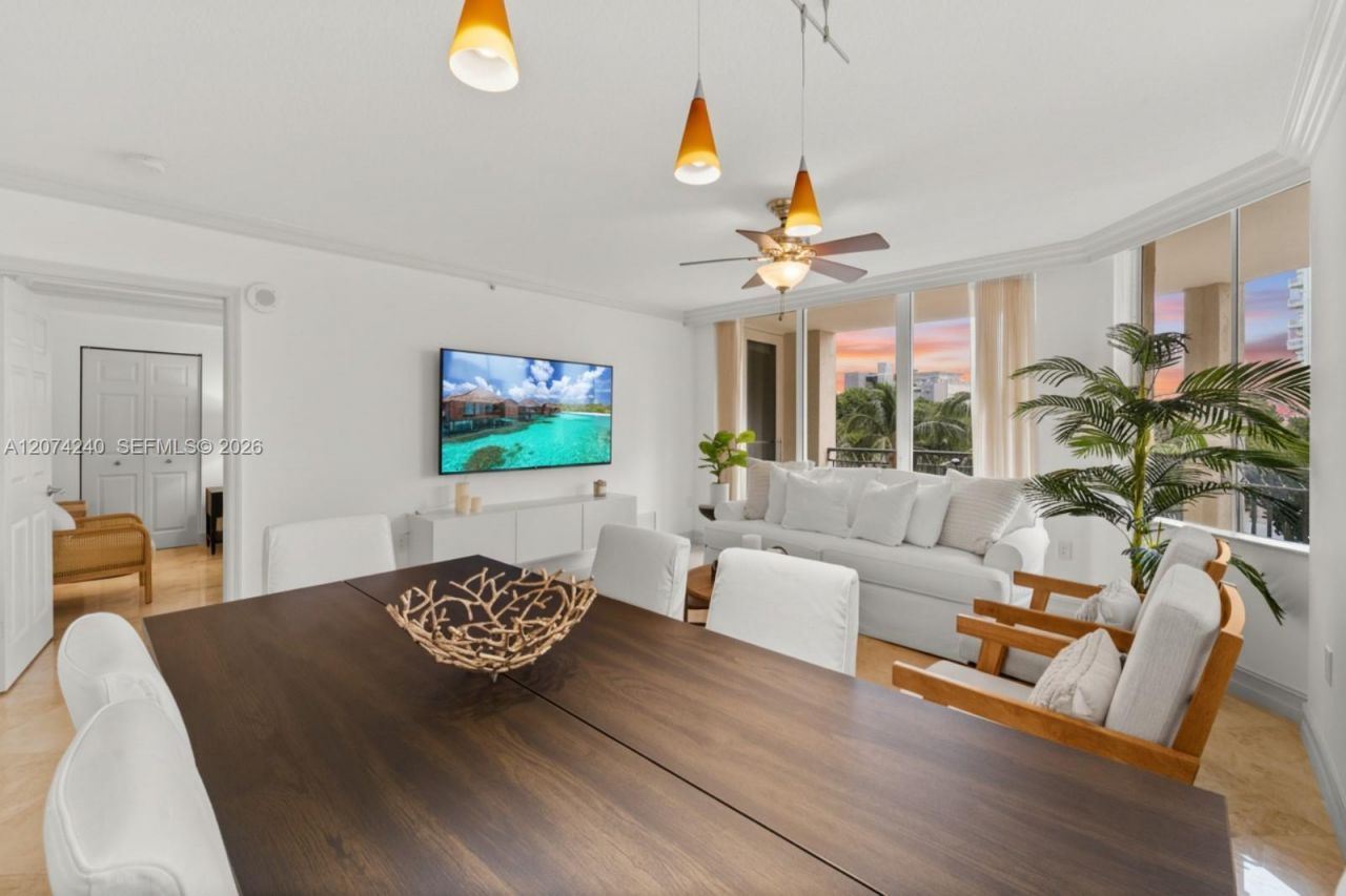 2011 N Ocean Blvd , Unit 401, Fort Lauderdale, FL 33305 Photo