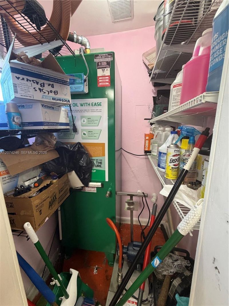 Restaurant E For Rent, Hialeah, FL 33010 Photo