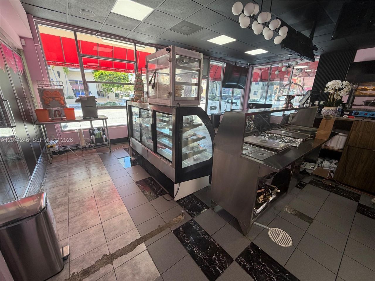 Restaurant E For Rent, Hialeah, FL 33010 Photo