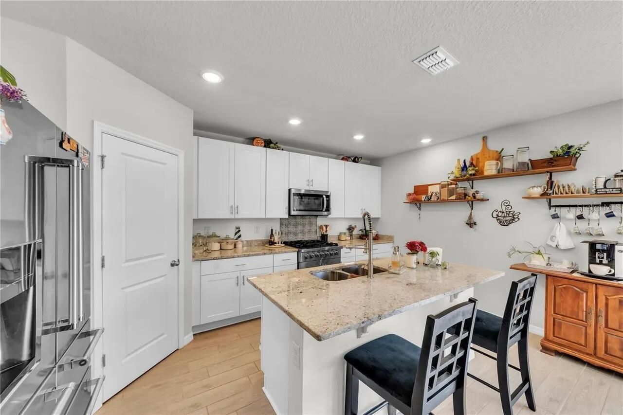 3070 Forrest Plum Court , Zephyrhills, FL 33540 Photo
