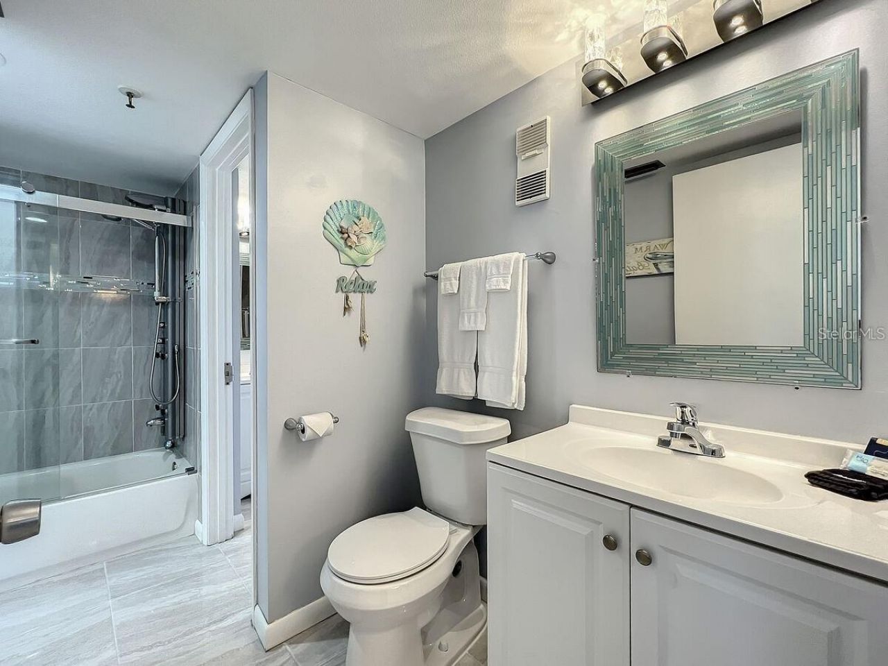 421 S Atlantic Avenue , Unit 409, New Smyrna Beach, FL 32169 Photo