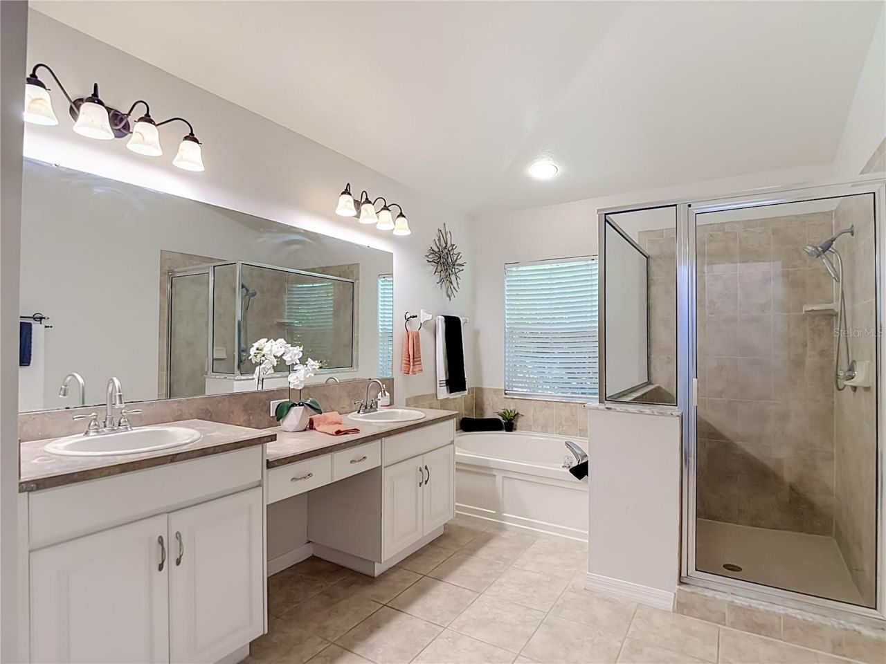 34434 Windknob Court , Wesley Chapel, FL 33545 Photo