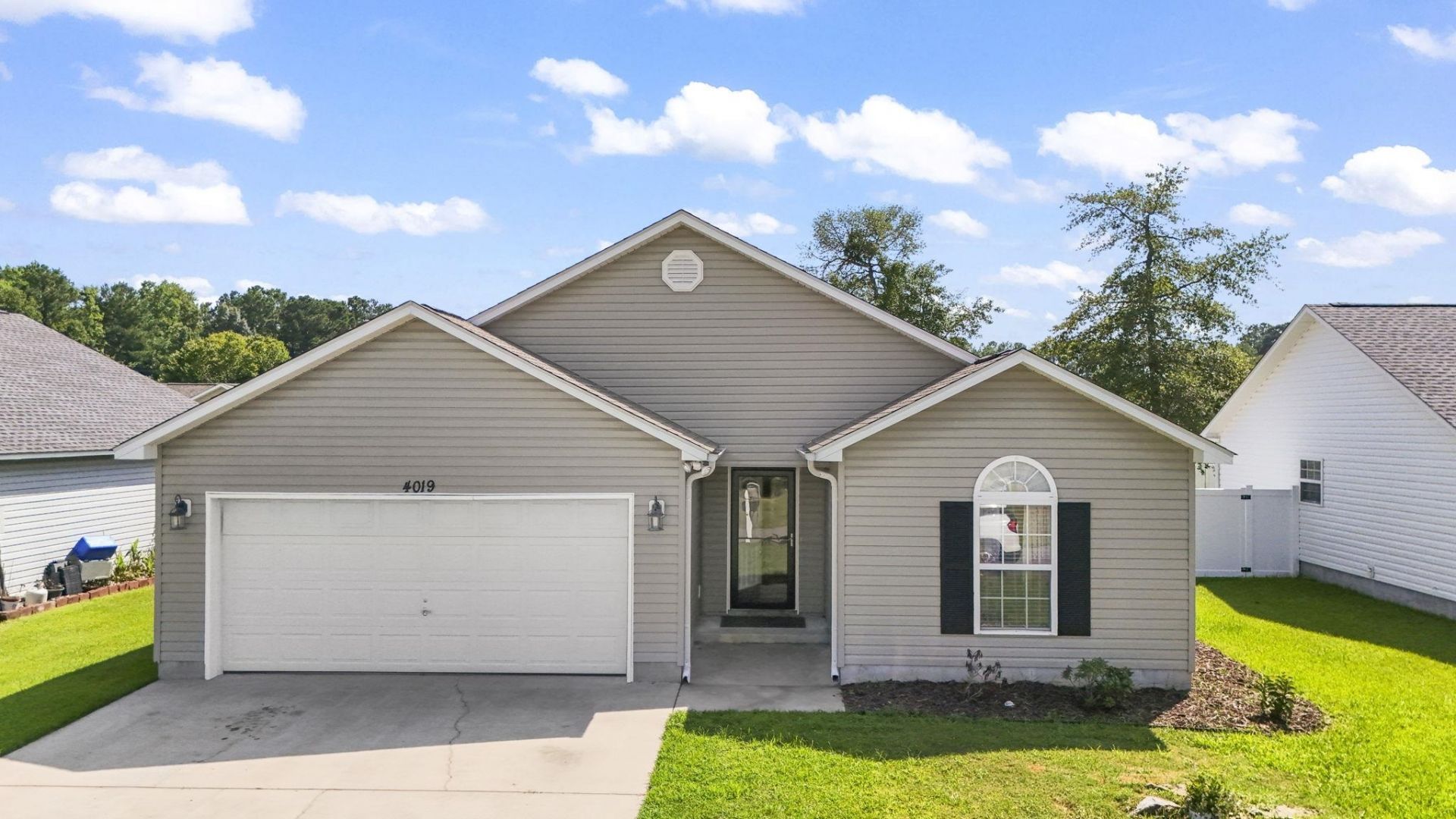 4019 Douglas Fir Ln. Photo 1