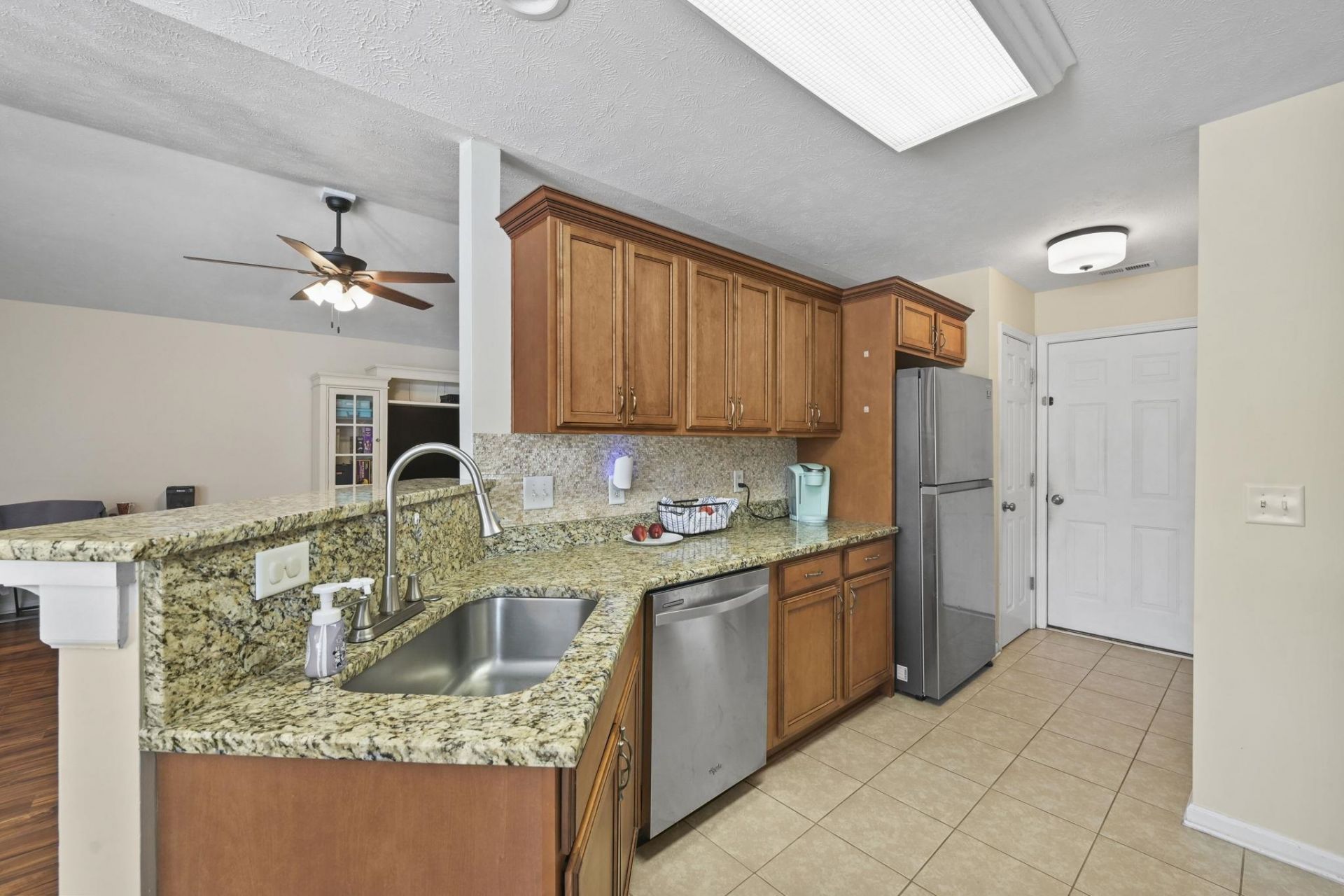 4019 Douglas Fir Ln. Photo 11