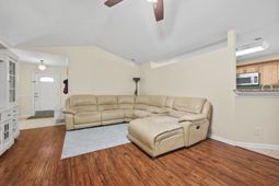 4019 Douglas Fir Ln. photo 4