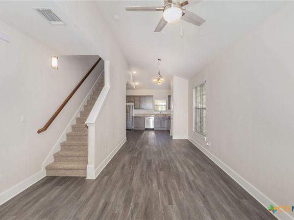 1300 W Black Locust Dr, Unit 2201, Pflugerville, TX 78660