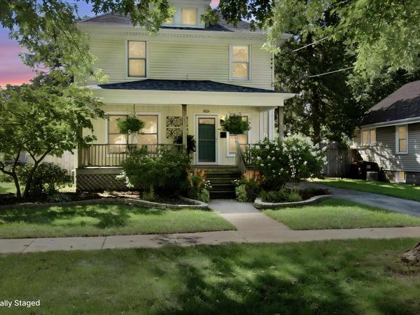 826 Roscoe Avenue, SOUTH BELOIT, IL 61080