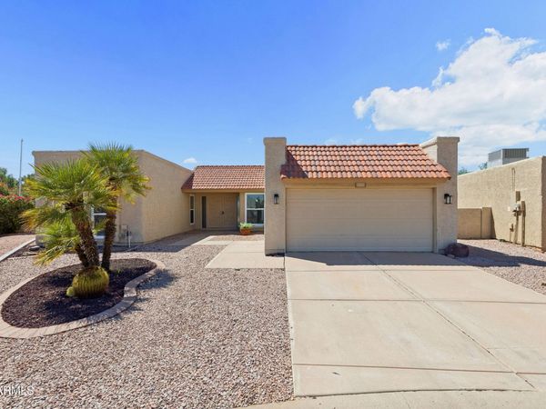 9602 E SHERWOOD Way, Sun Lakes, AZ 85248