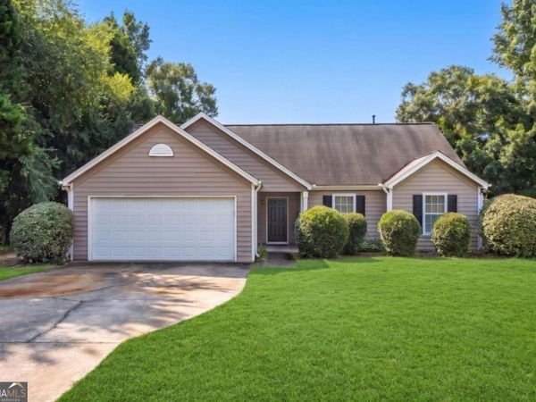 217 Crestworth Crossing, Powder Springs, GA 30127