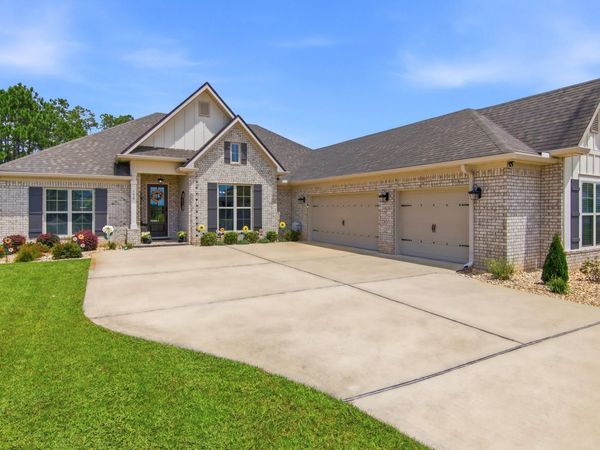 190 Tournament Lane, Freeport, FL 32439