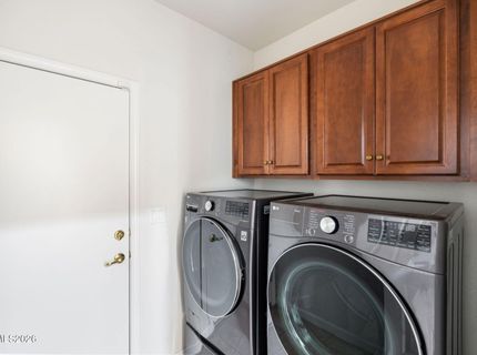 8936 Finnsech Drive, Reno, NV 89506 Photo