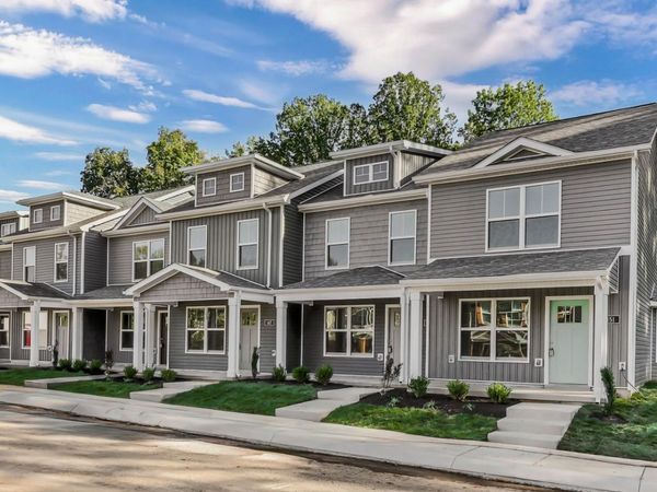 147 Quarry Point Dr , Clarksville, TN 37043