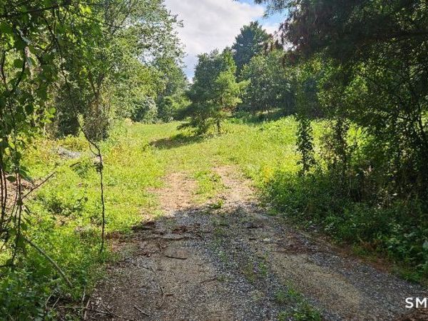 35 Blash, Thompson, CT 06255