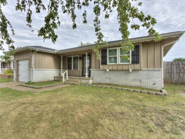 913 W Mitchell Drive, Midwest City, OK 73110