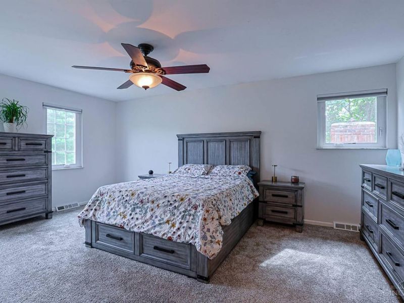 427 Flemridge Court, Wyoming, OH 45231 Photo 23