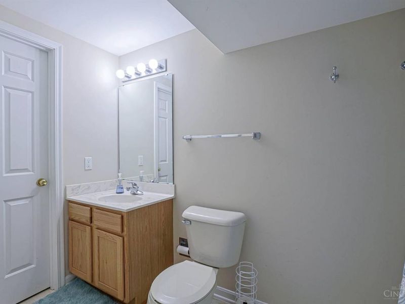 427 Flemridge Court, Wyoming, OH 45231 Photo 40