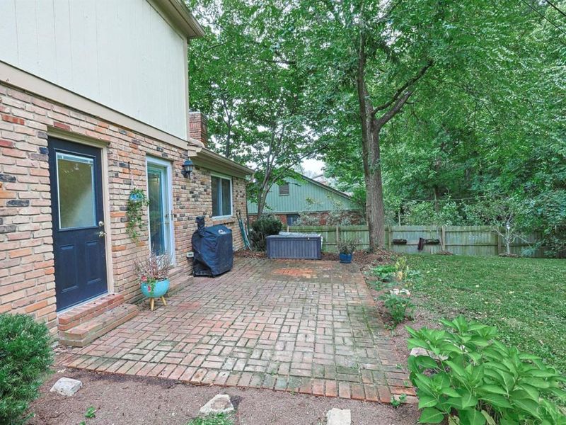 427 Flemridge Court, Wyoming, OH 45231 Photo 41