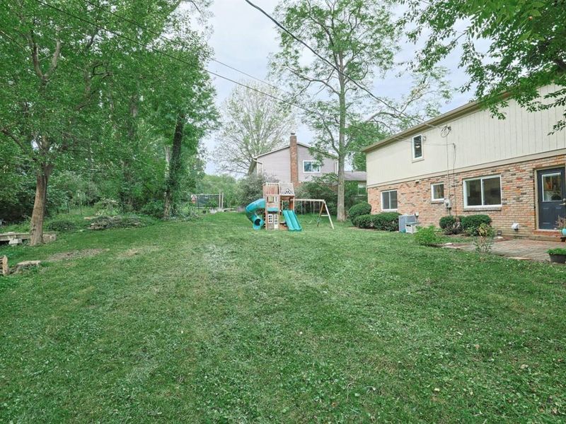 427 Flemridge Court, Wyoming, OH 45231 Photo 44