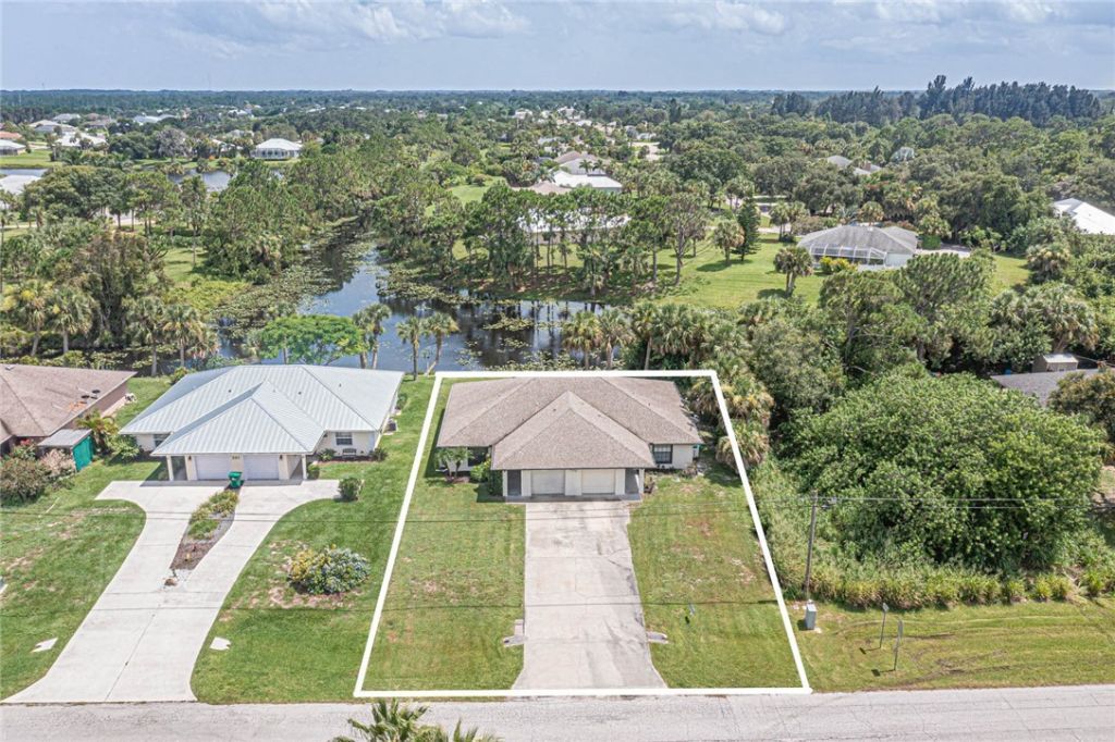 307 S Wimbrow Drive, Sebastian, FL 32958 Photo