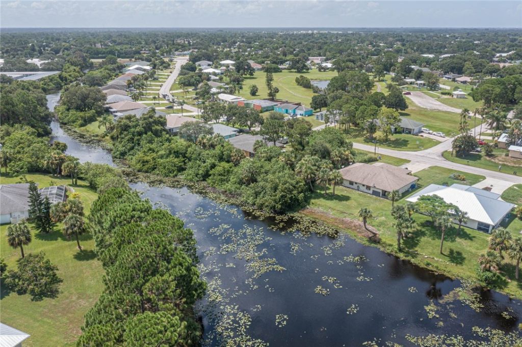 307 S Wimbrow Drive, Sebastian, FL 32958 Photo