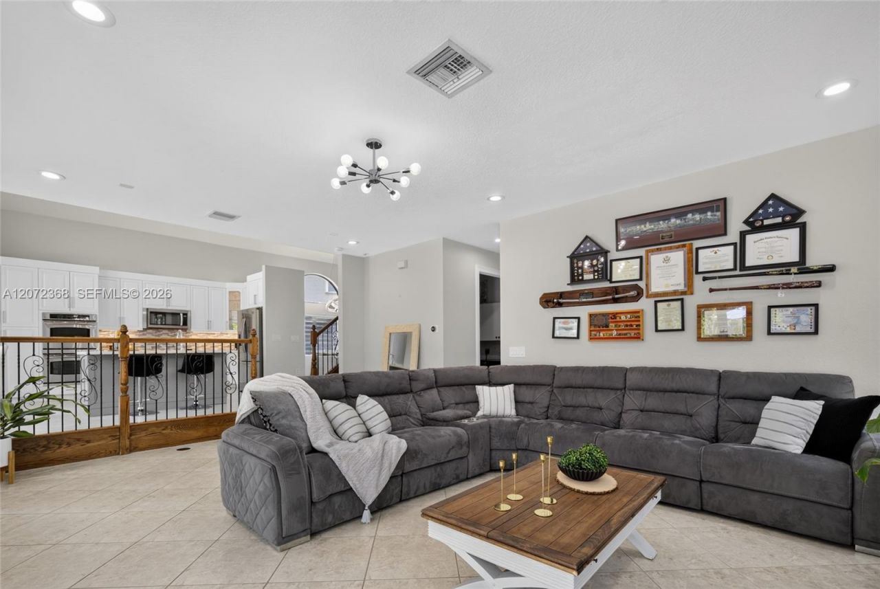 4723 SW 176th Ter , Miramar, FL 33029 Photo