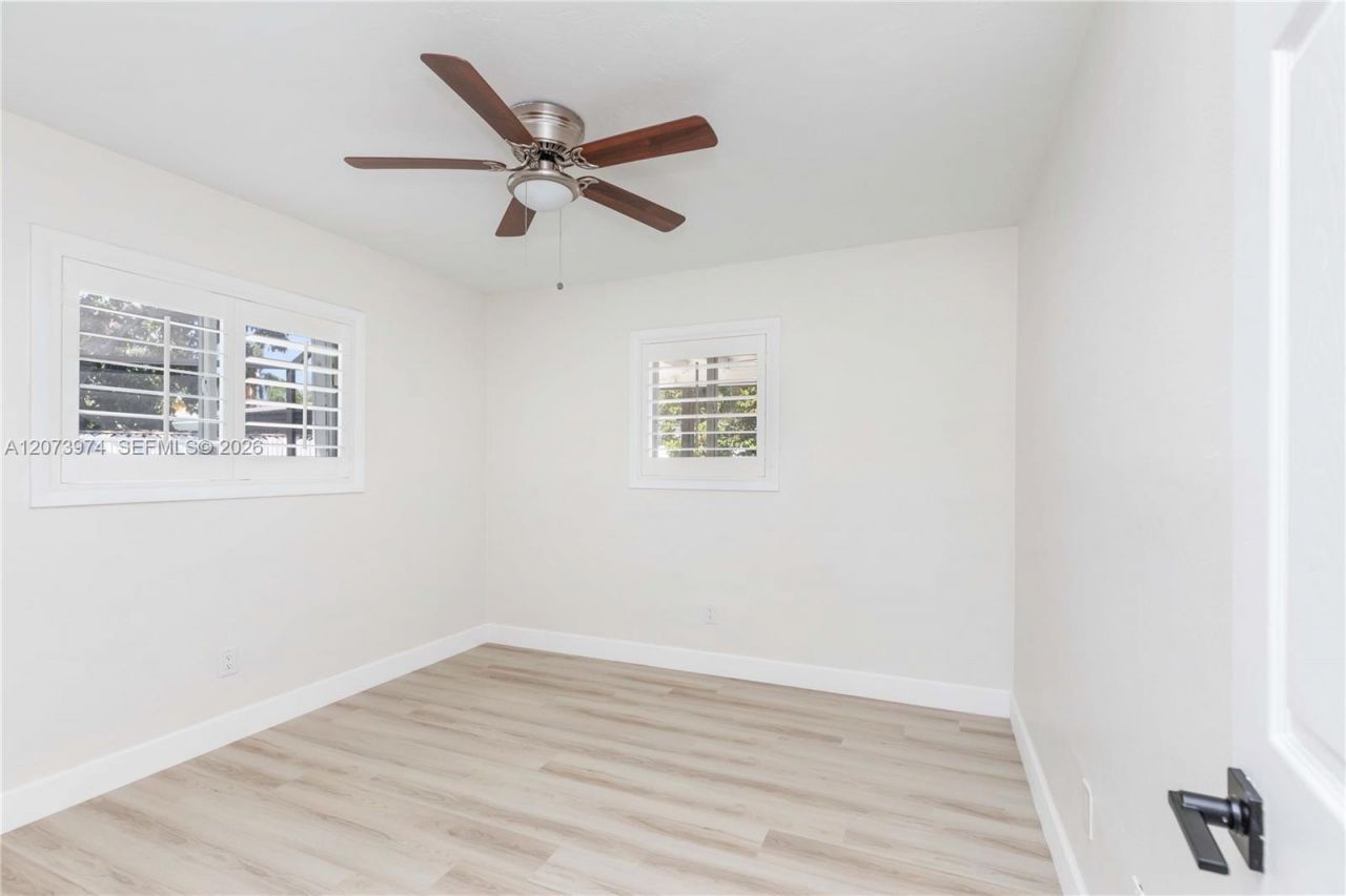 1900 NW 82nd Ter , Pembroke Pines, FL 33024 Photo