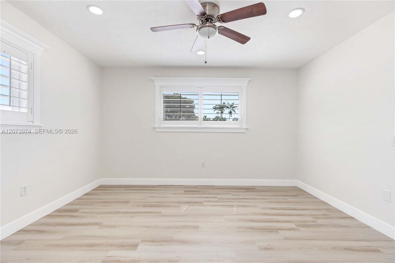 1900 NW 82nd Ter , Pembroke Pines, FL 33024 Photo