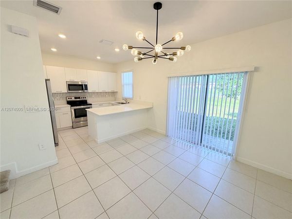 12432 NW 23rd Ct , Miami, FL 33167